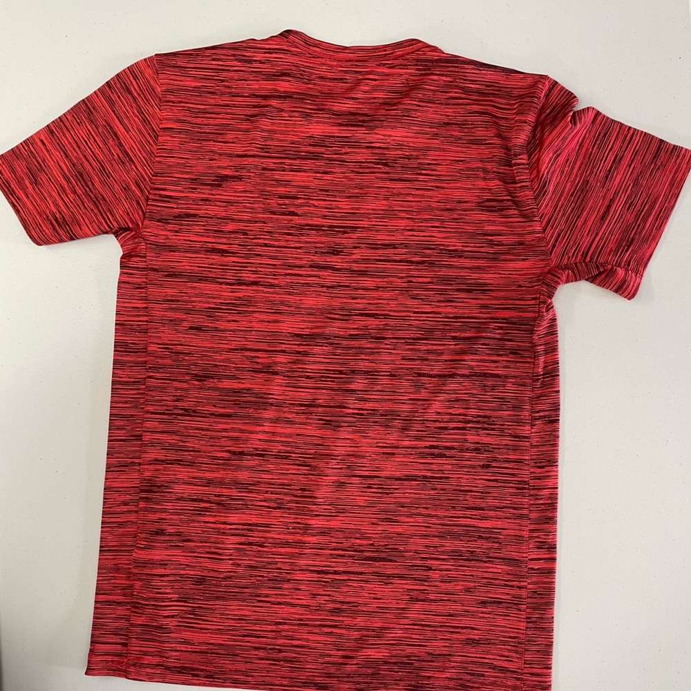 Nike-The Ohio State Dry Fit t-shirt kids. Size large in children. - Picture 2 of 3